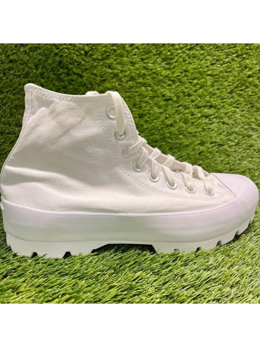 Converse Chuck Taylor All Star High Womens Size 9 White Athletic Shoes Sneakers